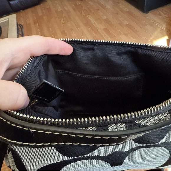 Vintage Coach Black and Gray Shoulder Bag - Picture 10 of 11